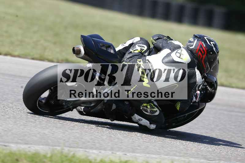 /44 09.08.2025 Plüss Moto Sport ADR/Freies Fahren/backside